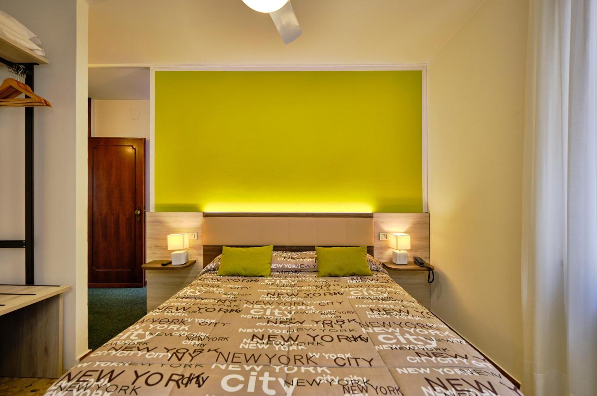 Piccolo Hotel Garda  Kültér fotó
