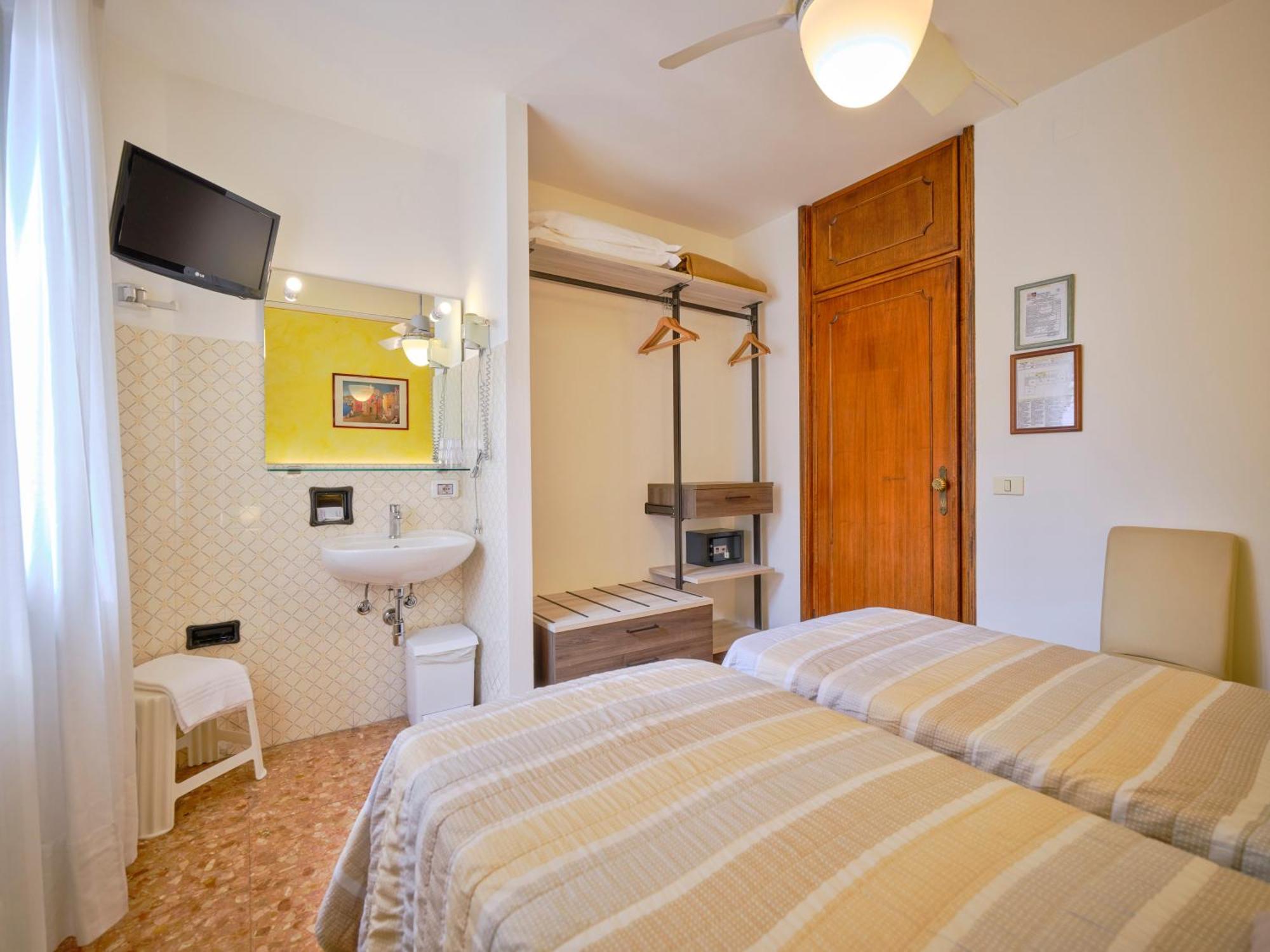 Piccolo Hotel Garda  Kültér fotó