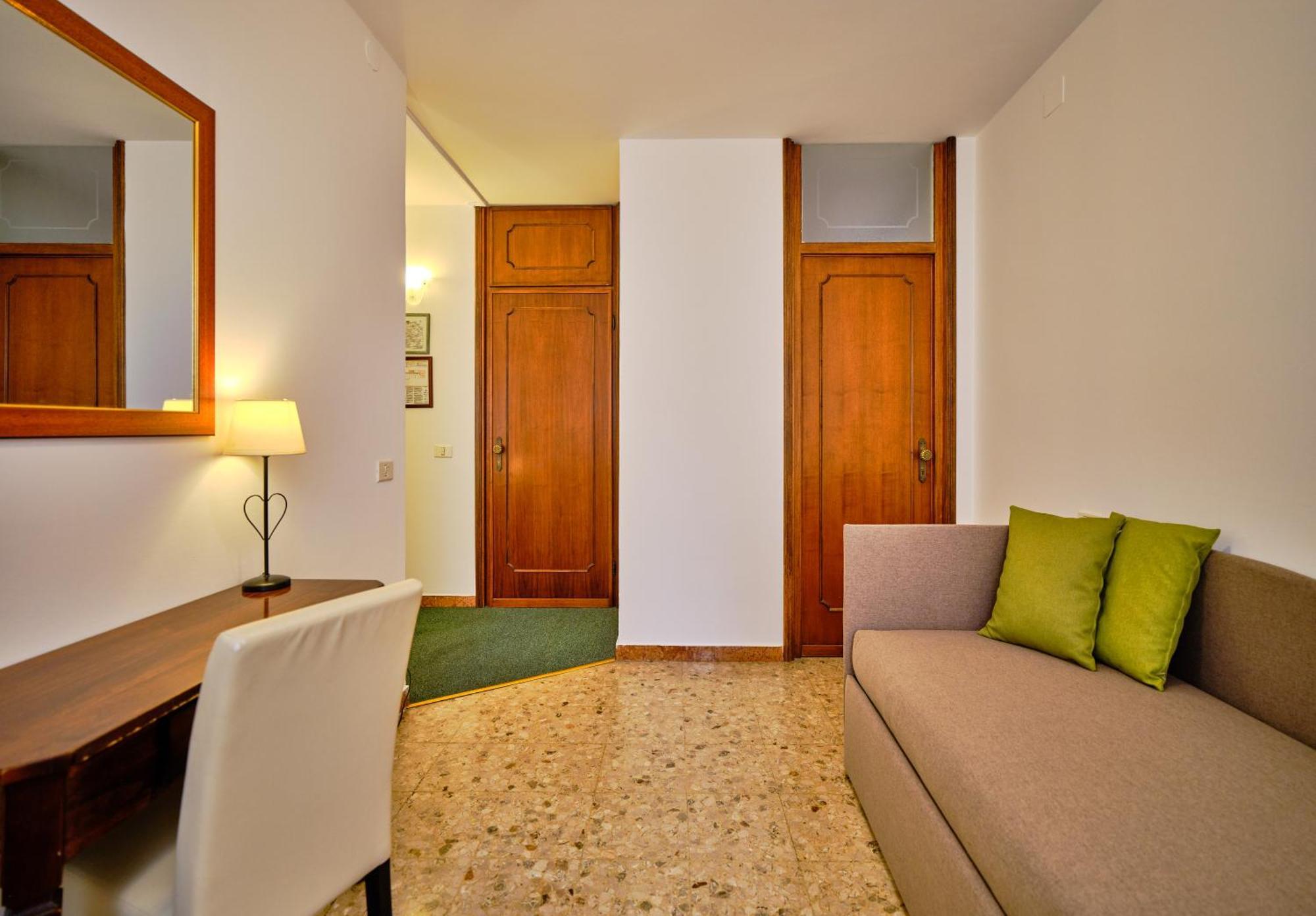 Piccolo Hotel Garda  Szoba fotó